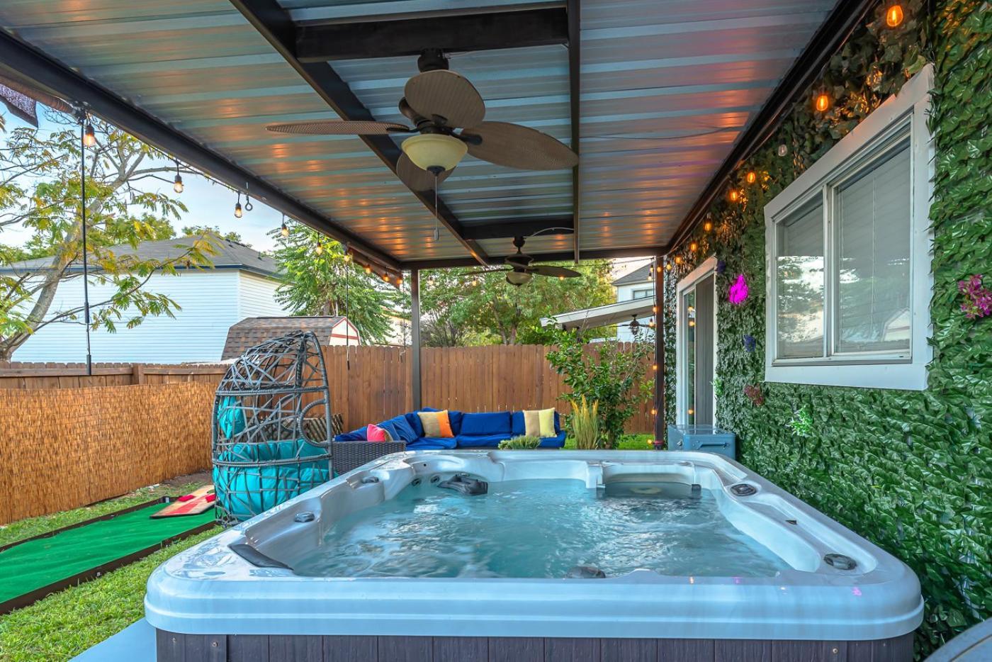 Gameroom, Bbq & Hot-Tub By Lackland & Seaworld Сан-Антонио Экстерьер фото